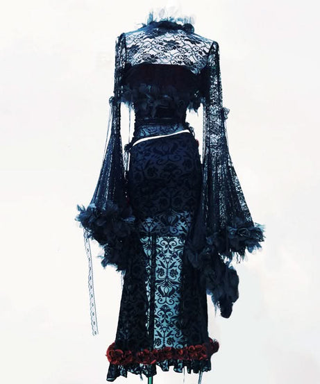 Enchanting Gothic Velvet & Lace High-Low Dress - Dark Romance for Halloween & Fall Events