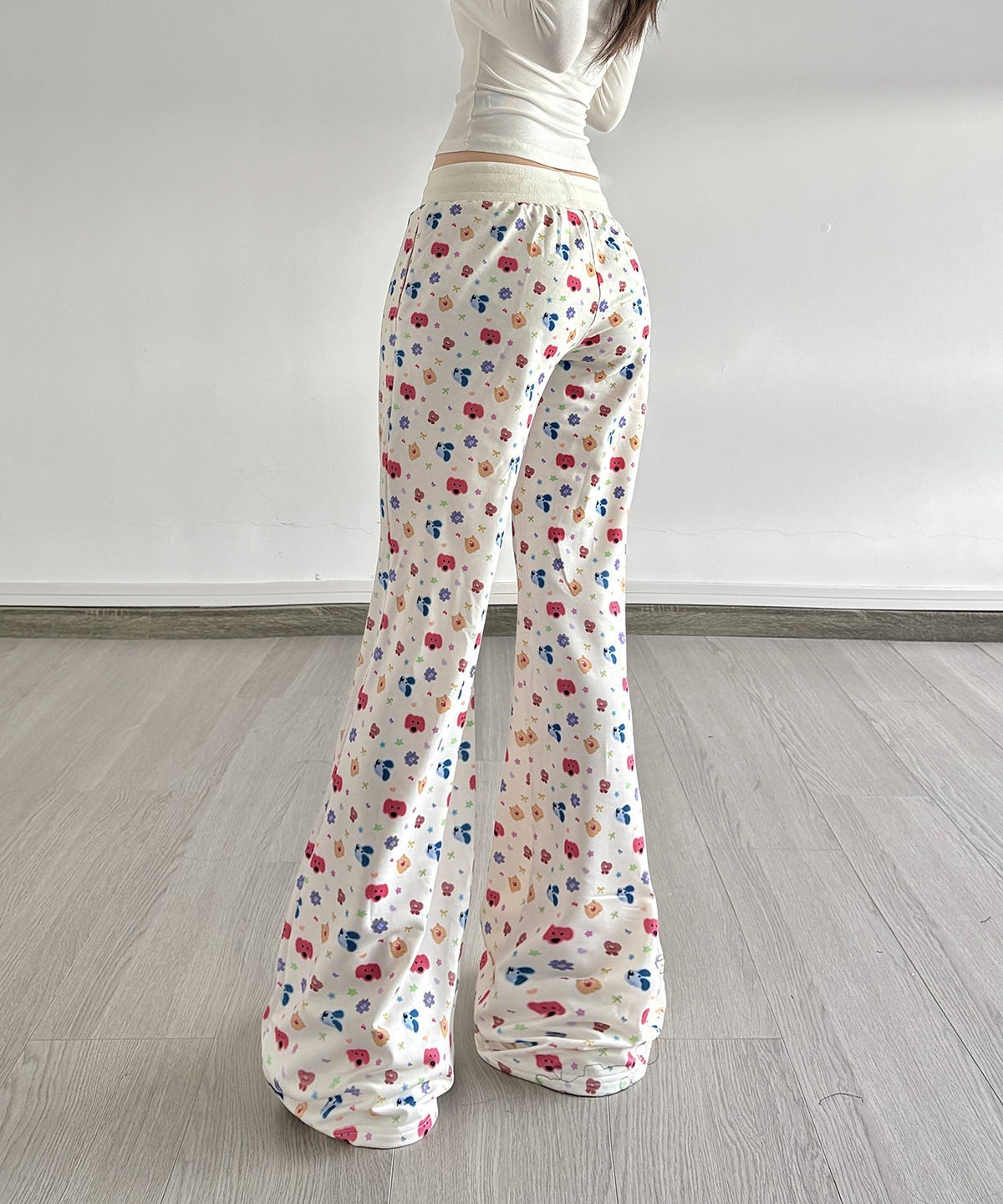 Y2K Dream Comfort: Low-Rise Wide-Leg Drawstring Pants with Whimsical Puppy Print - Your Fall Style Statement!