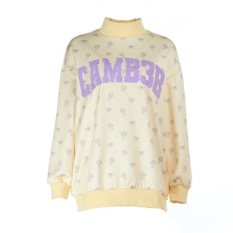 Women's CAMB3R Graphic Mock Neck Sweatshirt – Cozy Fall Bow Print