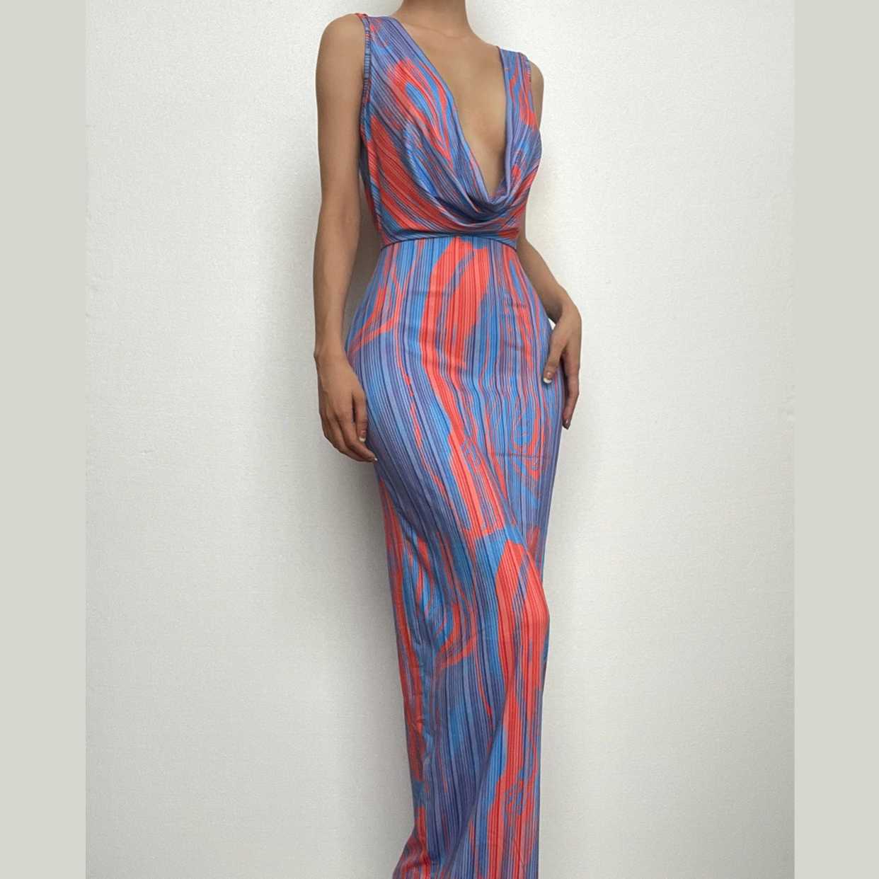 Vibrant Abstract Print Cowl Neck Maxi Dress - Backless Glam for Fall Events & Vacation Getaways