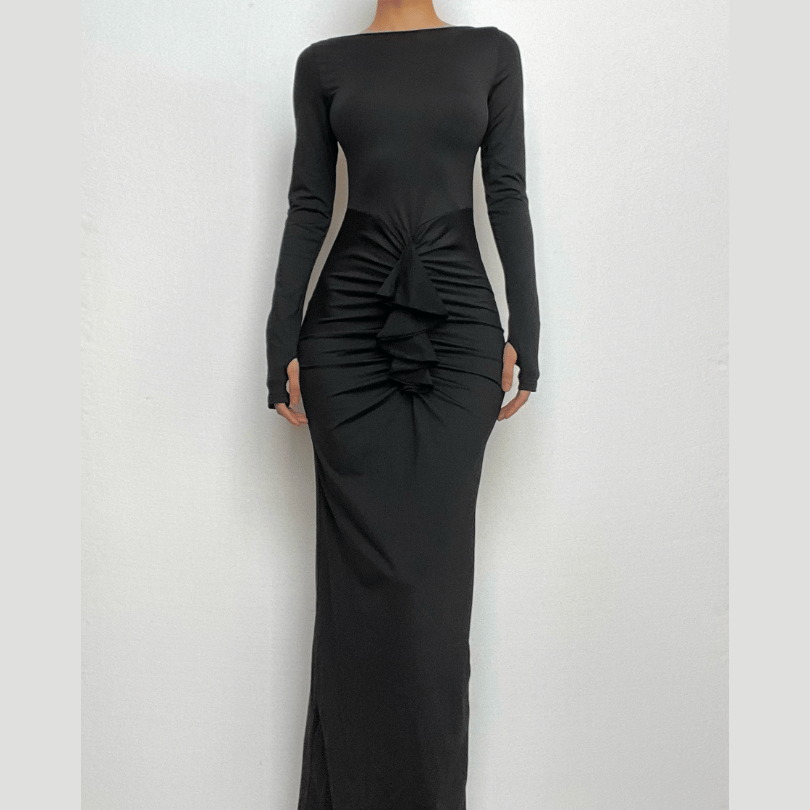 Fall & Holiday Chic: Flattering Black Ruched Maxi Dress with Thumbhole Sleeves
