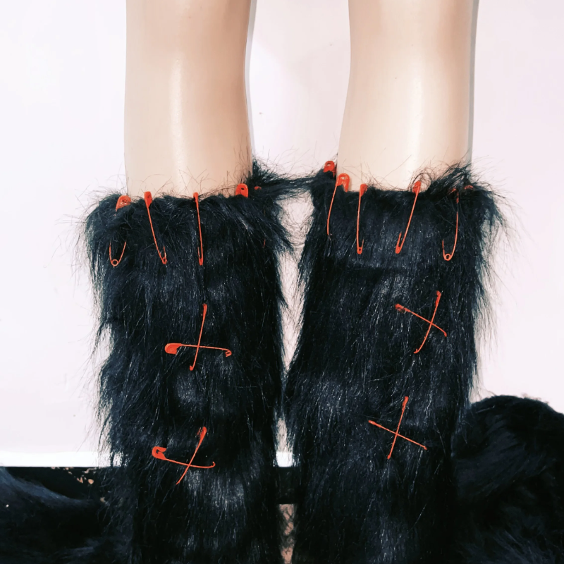 Gothcore Glam: Edgy Halter Top & Mini Skirt Set - Your Fall Party Statement