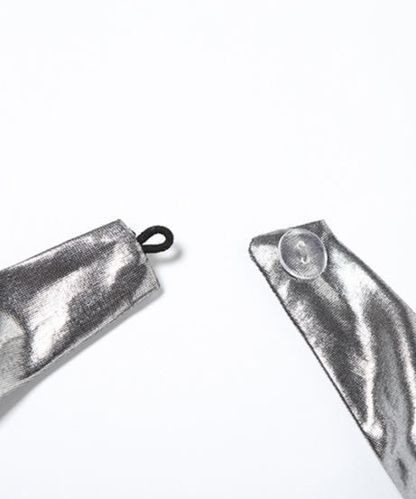 Radiant Metallic Halter Maxi Dress with Slit – Your Go-To for Festive Galas & New Year's Eve