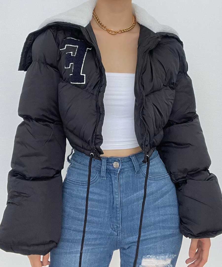 The 'F' Factor Cropped Puffer Jacket: Cozy Sherpa Collar & Trendy Fall Style