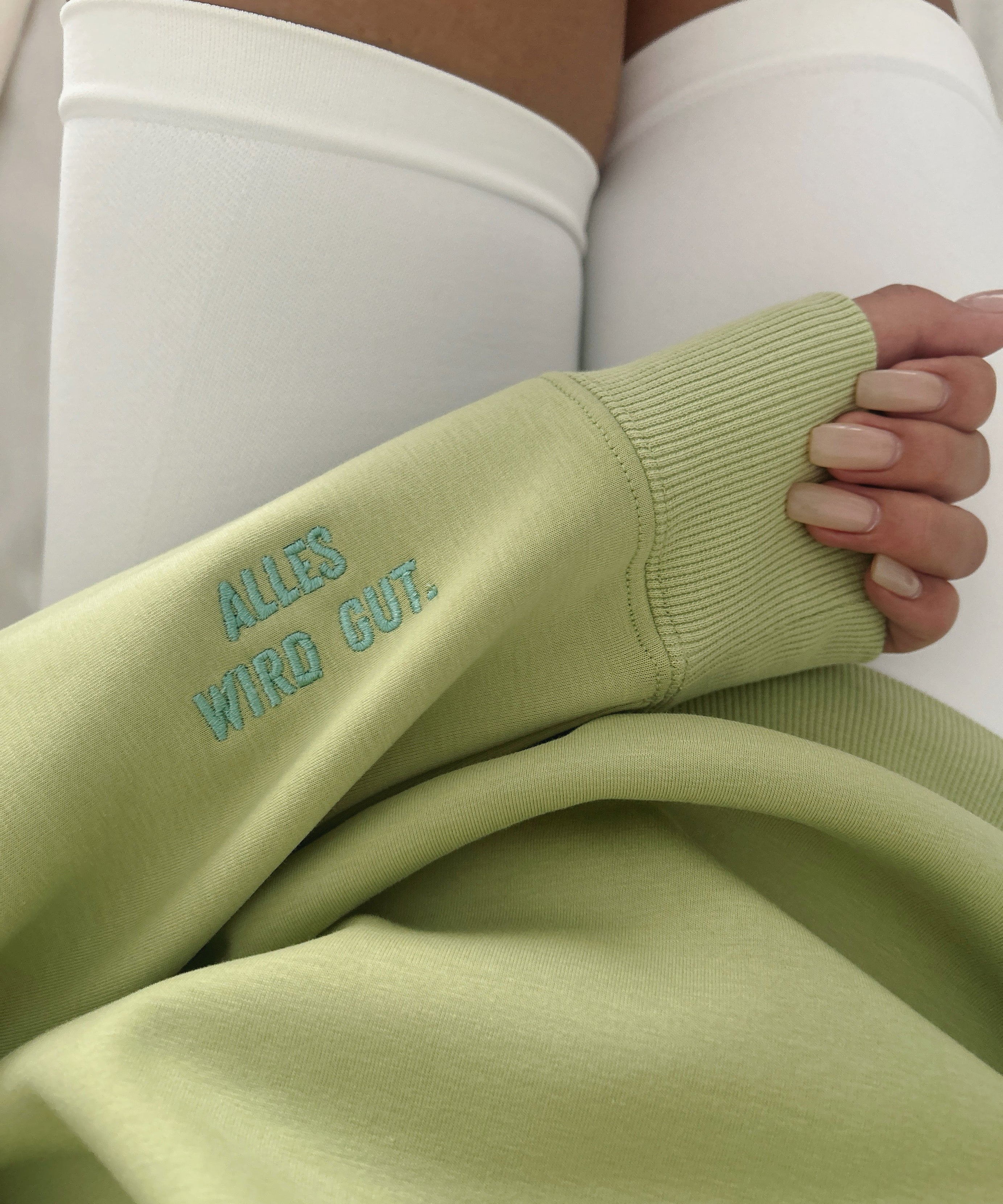 The Grüblerin 'Everything Will Be Okay' Sweatshirt – Your Cozy Fall Comfort & Self-Care Essential