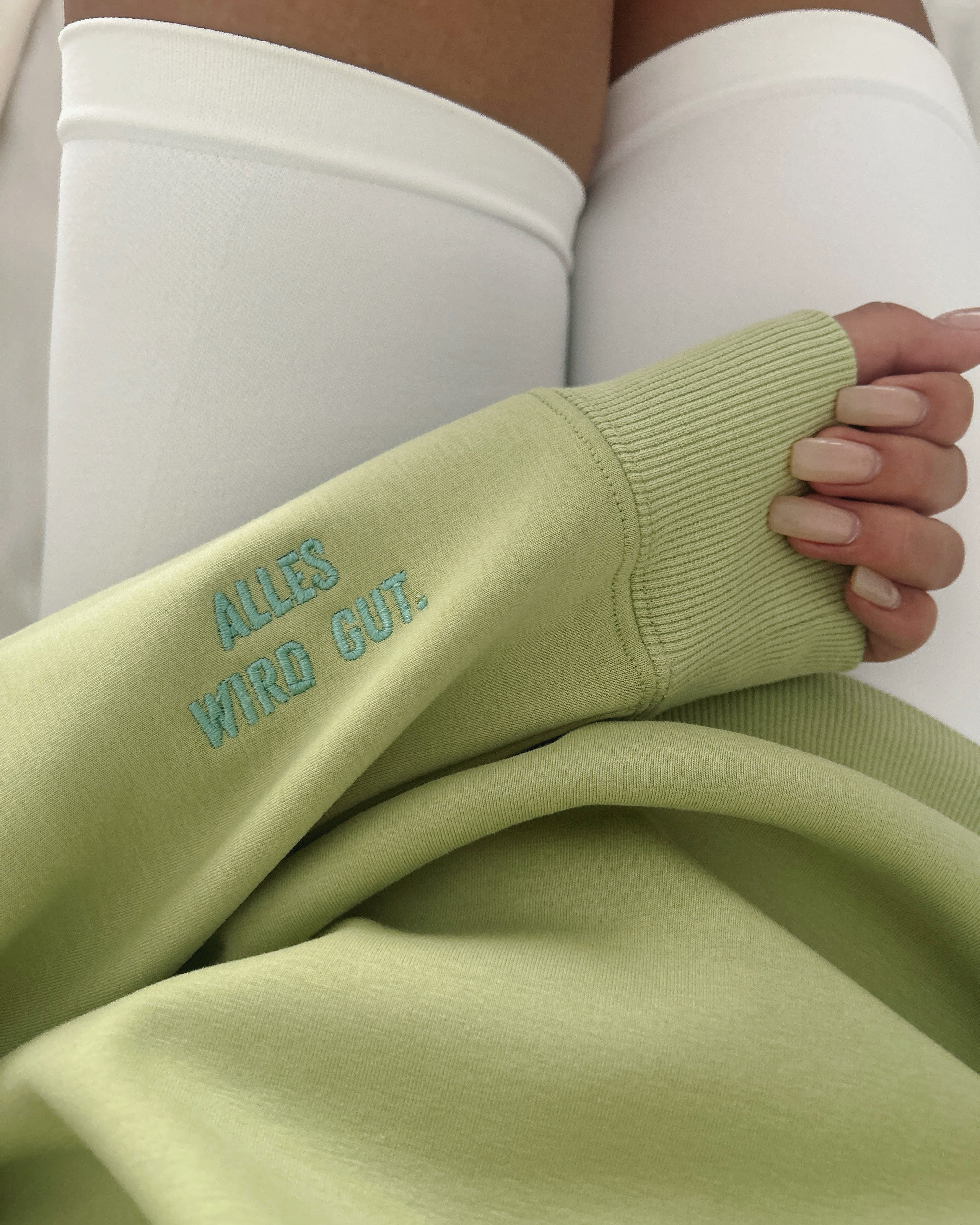 The Grüblerin 'Everything Will Be Okay' Sweatshirt – Your Cozy Fall Comfort & Self-Care Essential