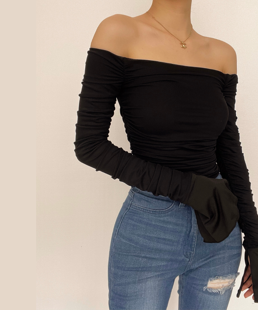 Chic Fall Nights: Black Off-Shoulder Ruched Crop Top with Slit Sleeves