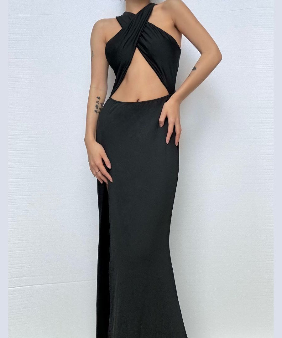Head-Turning Black Halter Cutout Maxi Dress with Slit - Perfect for Holiday Parties & NYE