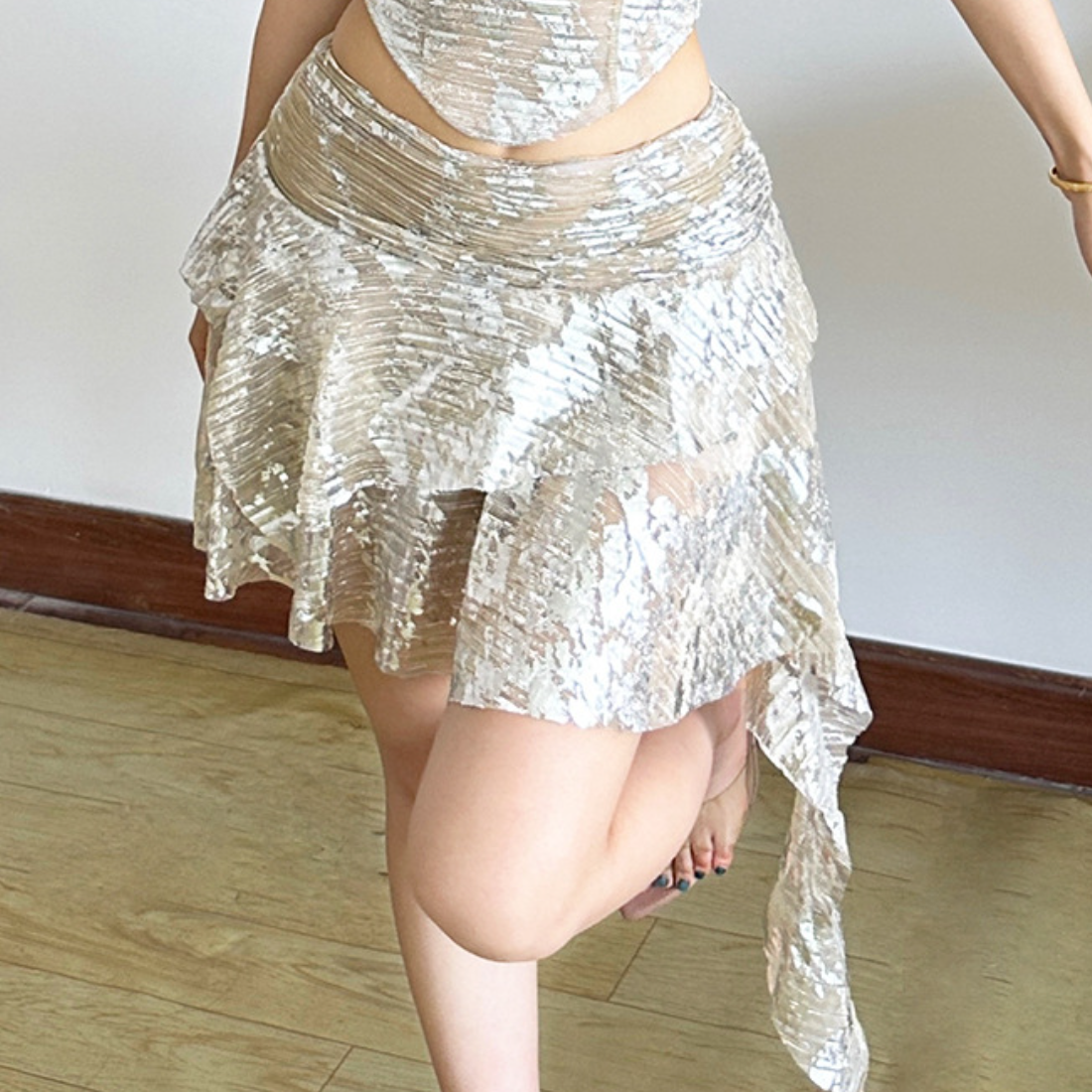 Dazzling Glitzy Ruffle Mini Skirt - Holiday, NYE & Fall/Winter Party Essential