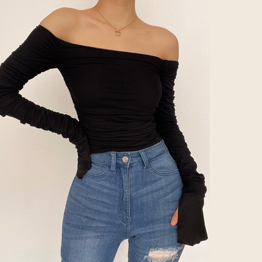 Chic Fall Nights: Black Off-Shoulder Ruched Crop Top with Slit Sleeves