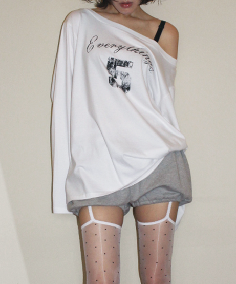 Effortless Fall Chic: Oversized One-Shoulder 'Everything 5' Graphic Long Sleeve Top