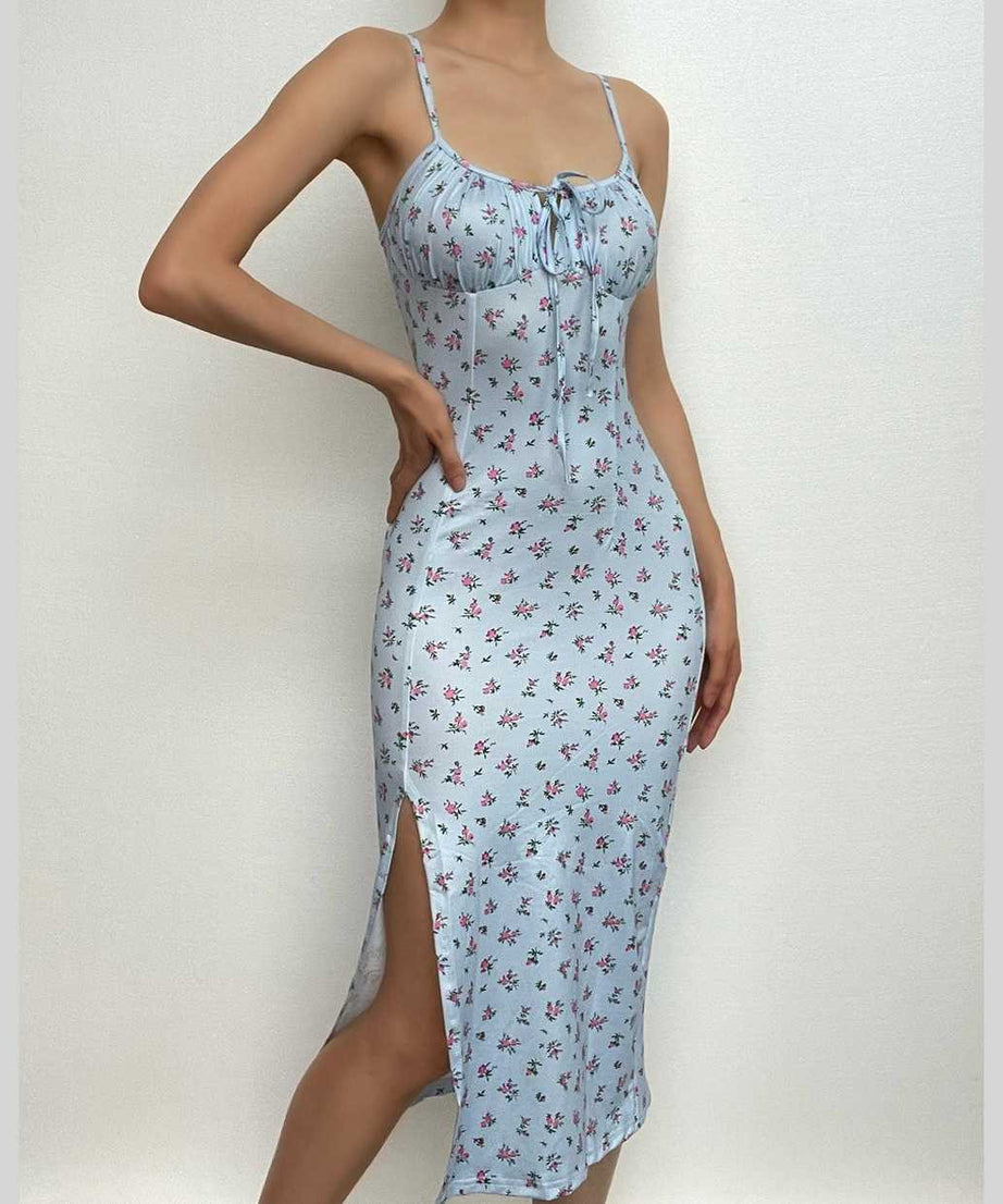 Romantic Blue Floral Midi Slip Dress with Slit - Sweetheart Neck, Perfect for Fall Dates & Resort Getaways