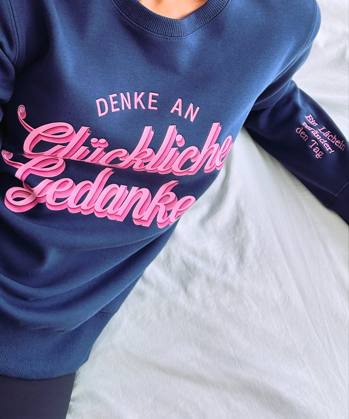 Cozy 'Think Happy Thoughts' Crewneck Sweatshirt for Women | Fall & Winter Comfort & Joy