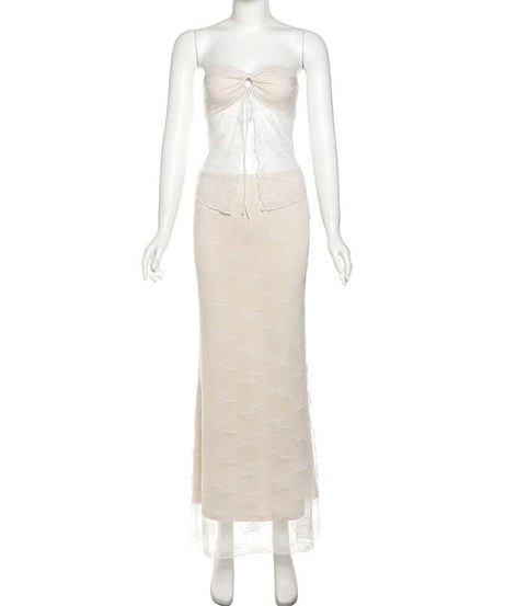 Dreamy Fall Elegance: Strapless Sweetheart Lace Maxi Set - Cream Two-Piece Skirt & Top for Enchanting Evenings