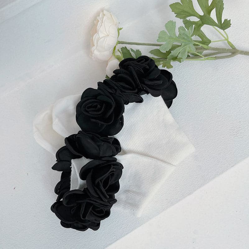 Coquette Rose Applique Ankle Socks - Whimsical Fall & Halloween Style for Women