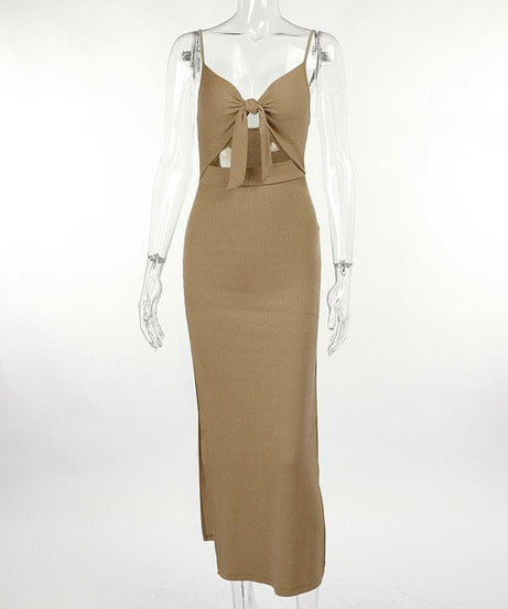Fall Ready Ribbed Knit Cut-Out Maxi Dress - Effortlessly Chic & Flattering for Autumn