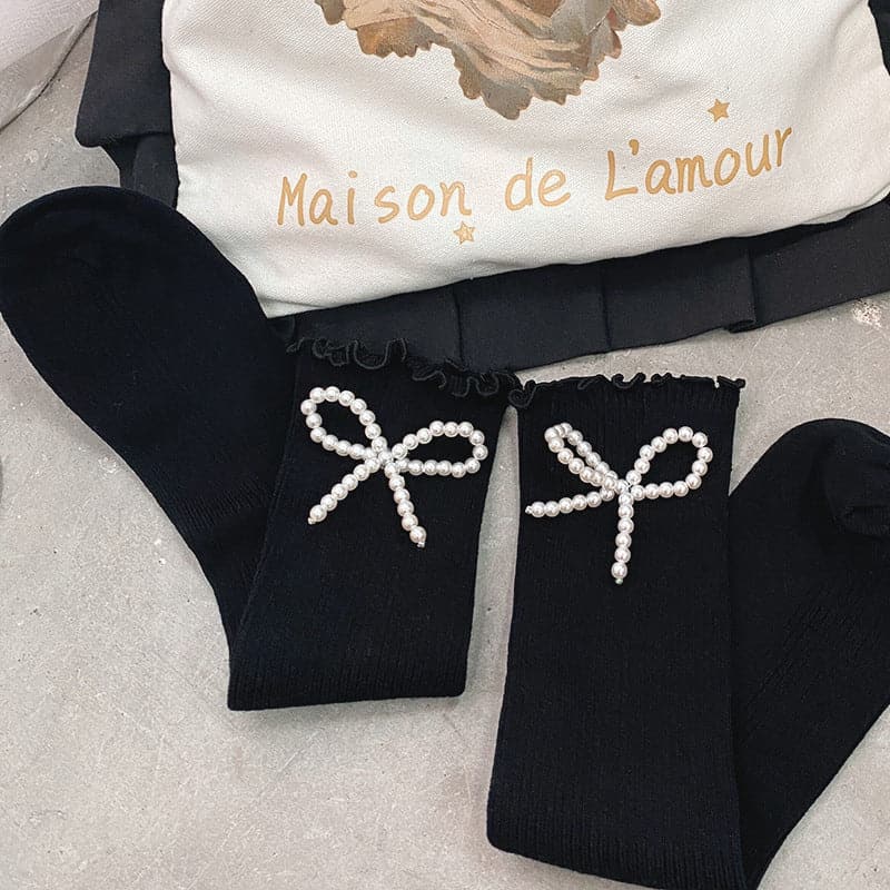 Autumn Chic: Faux Pearl Bowknot Ribbed Ruffle Knee-High Socks for Women