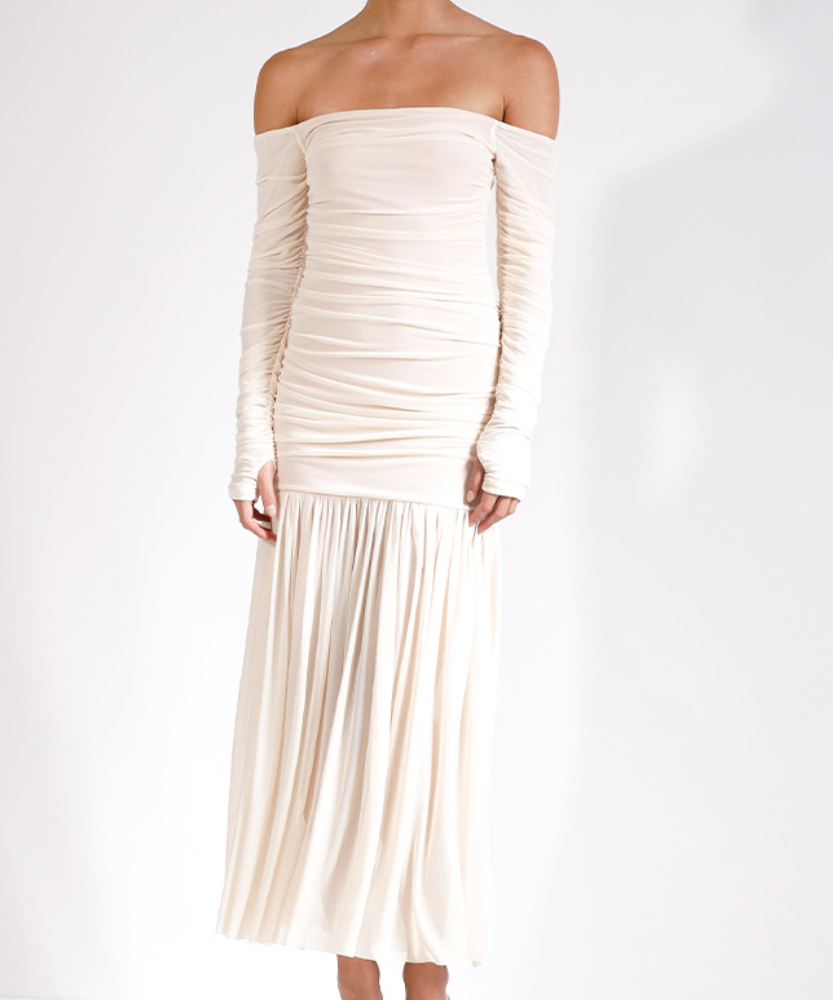Effortless Elegance Off-Shoulder Ruched Maxi Dress - Your Chic Choice for Fall & Holiday Events