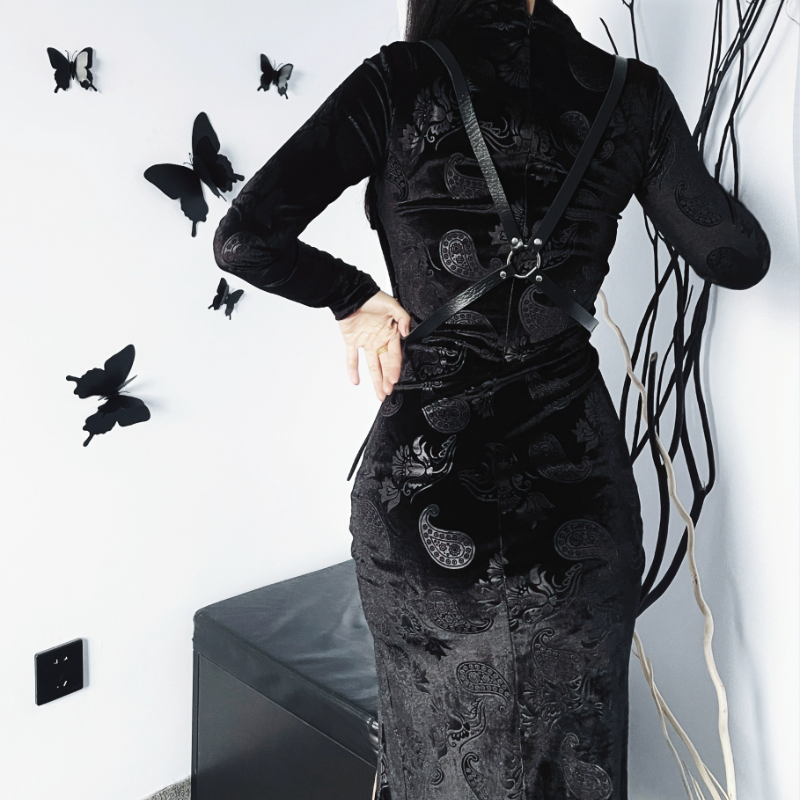 Gothic Velvet Paisley Slit Midi Dress - Elevate Your Fall & Halloween Style