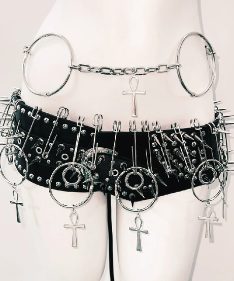 Spiked Ankh Gothcore Halloween Festival Two-Piece Set | Edgy Chain & O-Ring Outfit for American Women