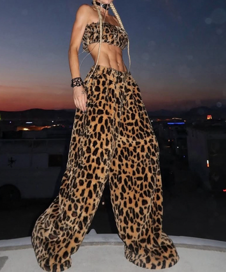 Wild Heart Luxe Leopard Fluffy Set: Chic Crop Top & Wide-Leg Pants for Holiday Glam