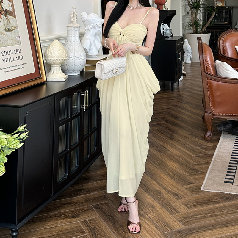 Effortless Elegance: Ruched Tie-Front Flowy Maxi Dress – Your Chic Fall Getaway & Resort Essential