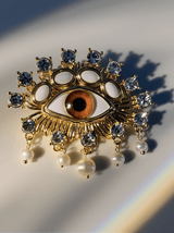 Hemlock Pearl Embellihsed Eye Brooch