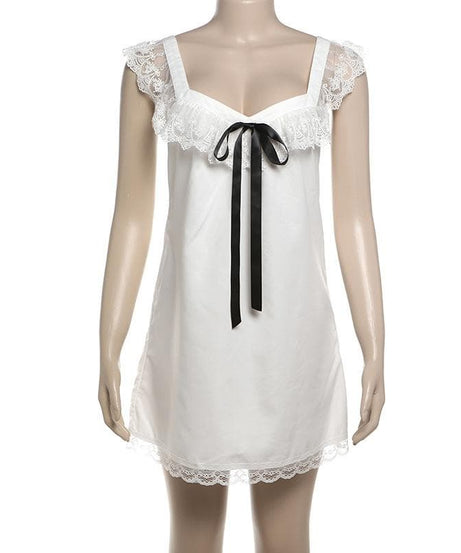 Dreamy White Satin & Lace Babydoll Chemise with Black Ribbon Bow – Elegant Fall Loungewear & Holiday Gift