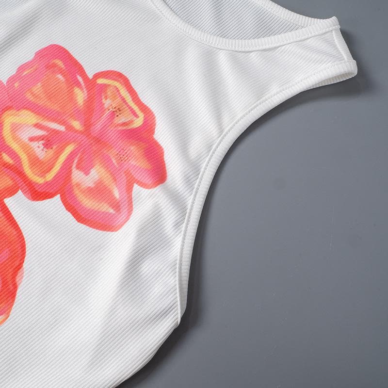 Vibrant Hibiscus Ribbed Tank Top - Effortless Fall Style & Warm-Weather Getaways