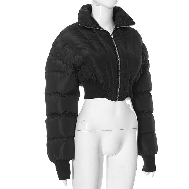 Trendsetter Cropped Puffer Jacket: Chic Black Mock Neck for Fall & Winter Style