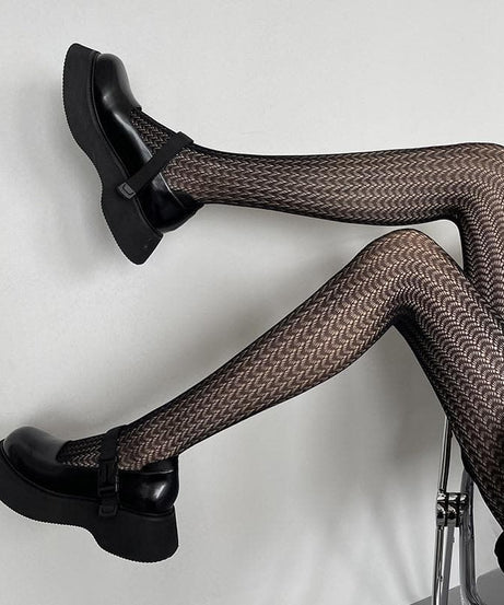Gothic Chic Patterned Fishnet Tights – Elevate Your Fall & Halloween Style