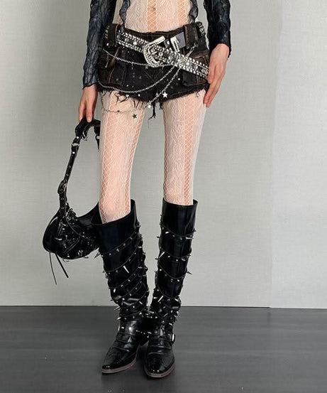 <b>Gothic Glam</b>: Edgy Lace Pattern Fishnet Tights for Fall & Halloween
