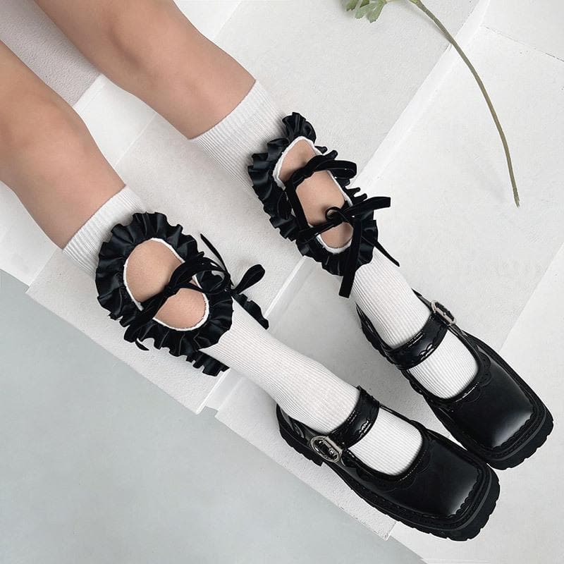 Vintage Chic Ruffled Bow Cut-Out Knee High Socks - Fall & Goth Academia Ready