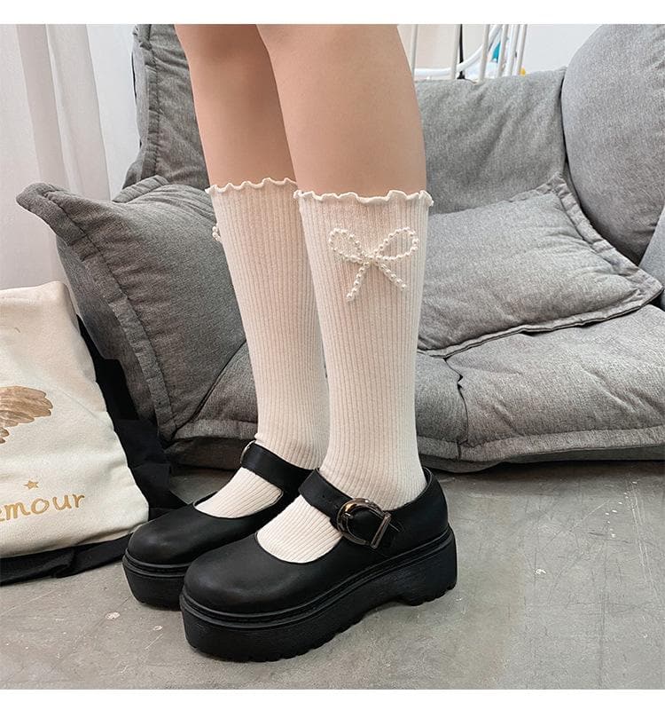 Autumn Chic: Faux Pearl Bowknot Ribbed Ruffle Knee-High Socks for Women