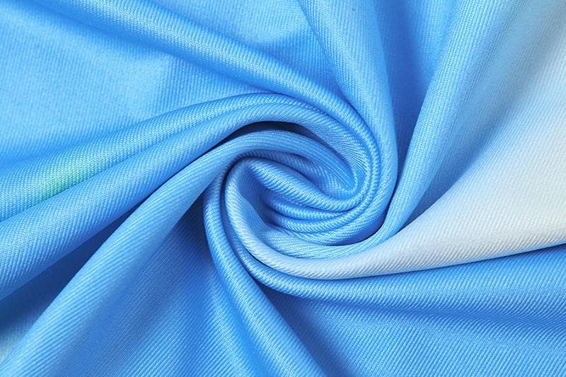 Chic Abstract Print Maxi Skirt Set – Vibrant Two-Piece Co-ord for Your Next Getaway