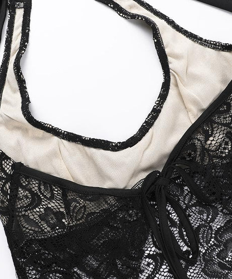 Chic Black Floral Lace Halter Top - Elevate Your Fall & Holiday Style