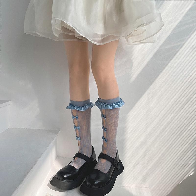 Spooky Chic Black Lace Bow Ruffle Knee-High Socks - Elevate Your Fall & Halloween Style!