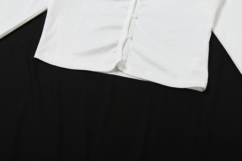 Dreamy Fall Comfort: Women's Long Sleeve Crop Top & Ruffle Shorts Loungewear Set