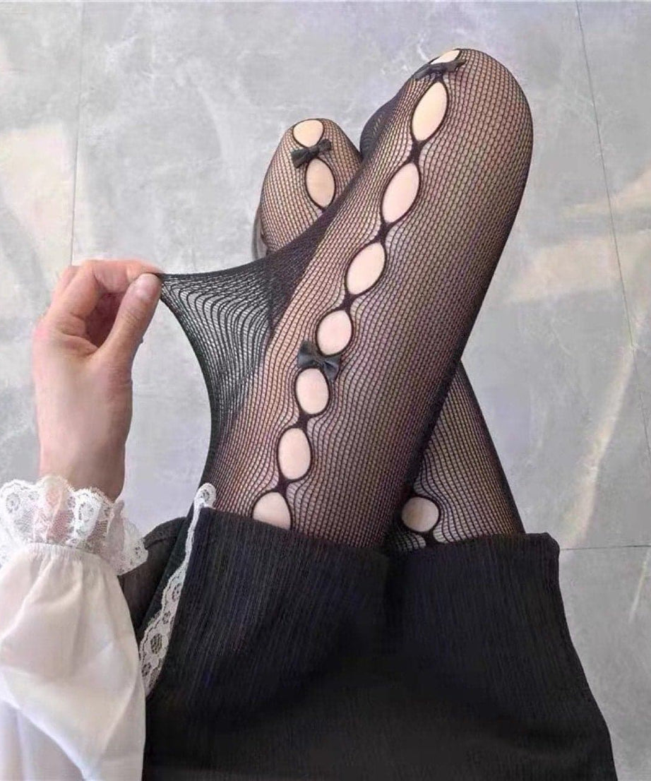 Enchanting White Fishnet Tights with Bow & Cut-Outs – Your Fall & Halloween Style Secret!