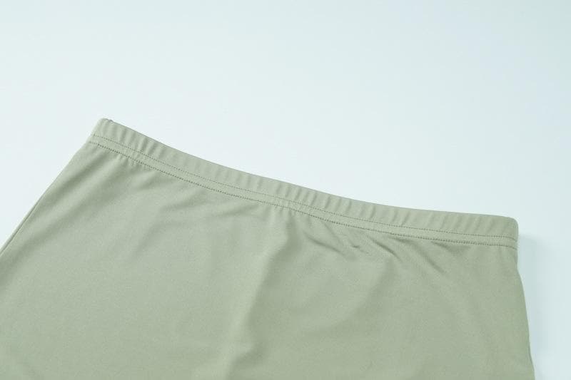 Effortless Chic: Sage Green Halter Neck Top & High-Waist Leggings Set – Fall Comfort & Style