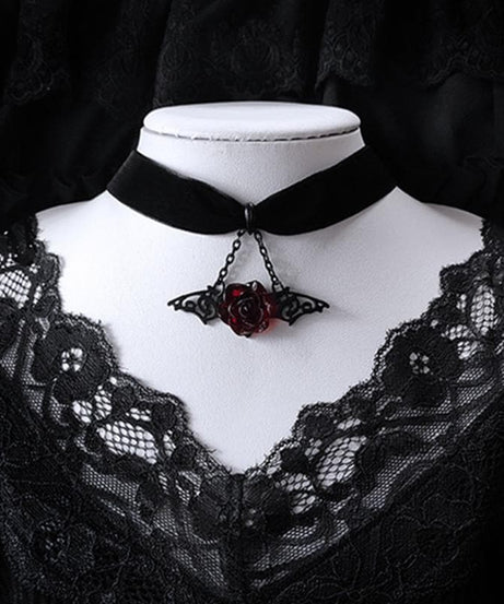 Gothic Vampire Bat Wing & Dark Rose Velvet Choker Necklace - Spooky-Chic Halloween & Fall Fashion for Women