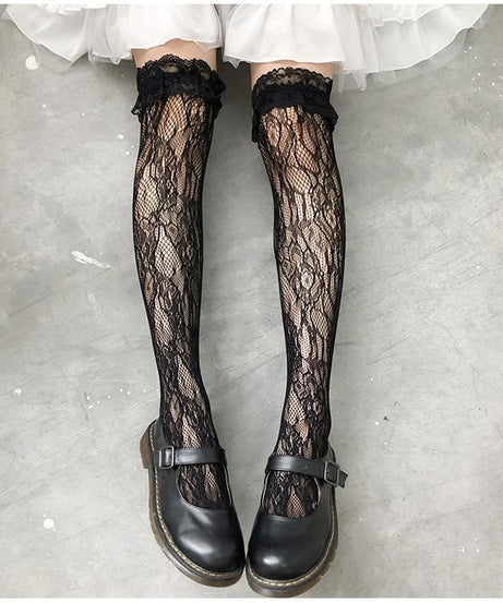 Enchanting White Lace Thigh-High Stockings – Delicate Ruffle Trim for Autumn & Halloween Chic