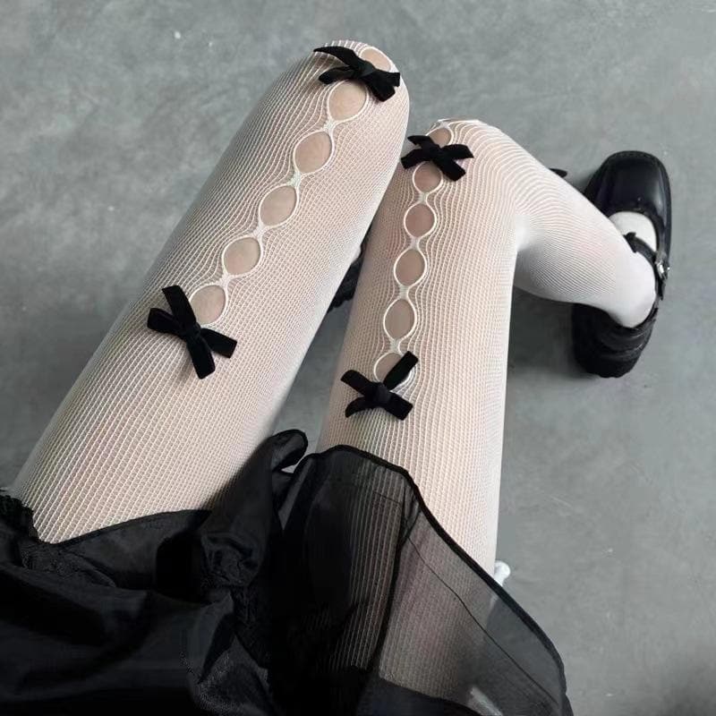 Enchanting White Fishnet Tights with Bow & Cut-Outs – Your Fall & Halloween Style Secret!