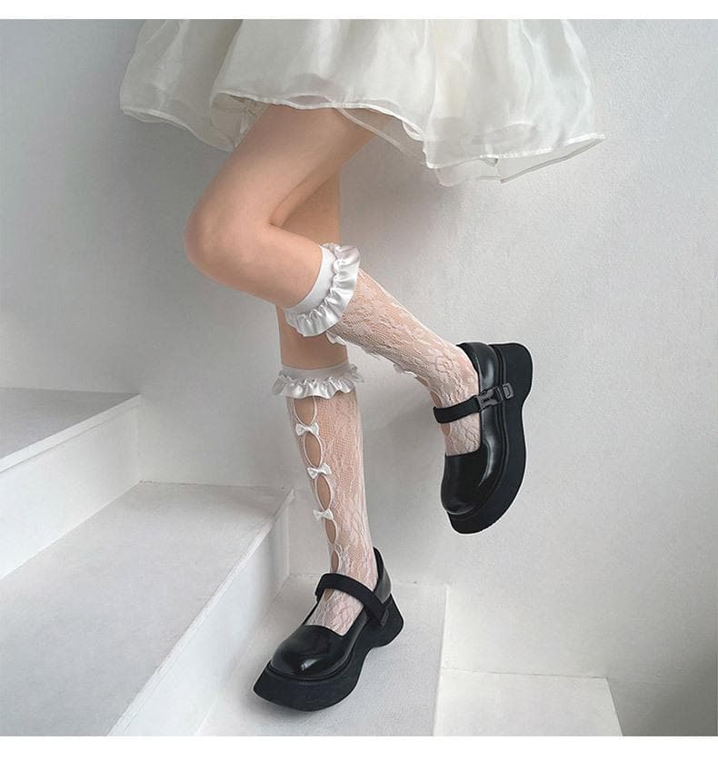 Spooky Chic Black Lace Bow Ruffle Knee-High Socks - Elevate Your Fall & Halloween Style!
