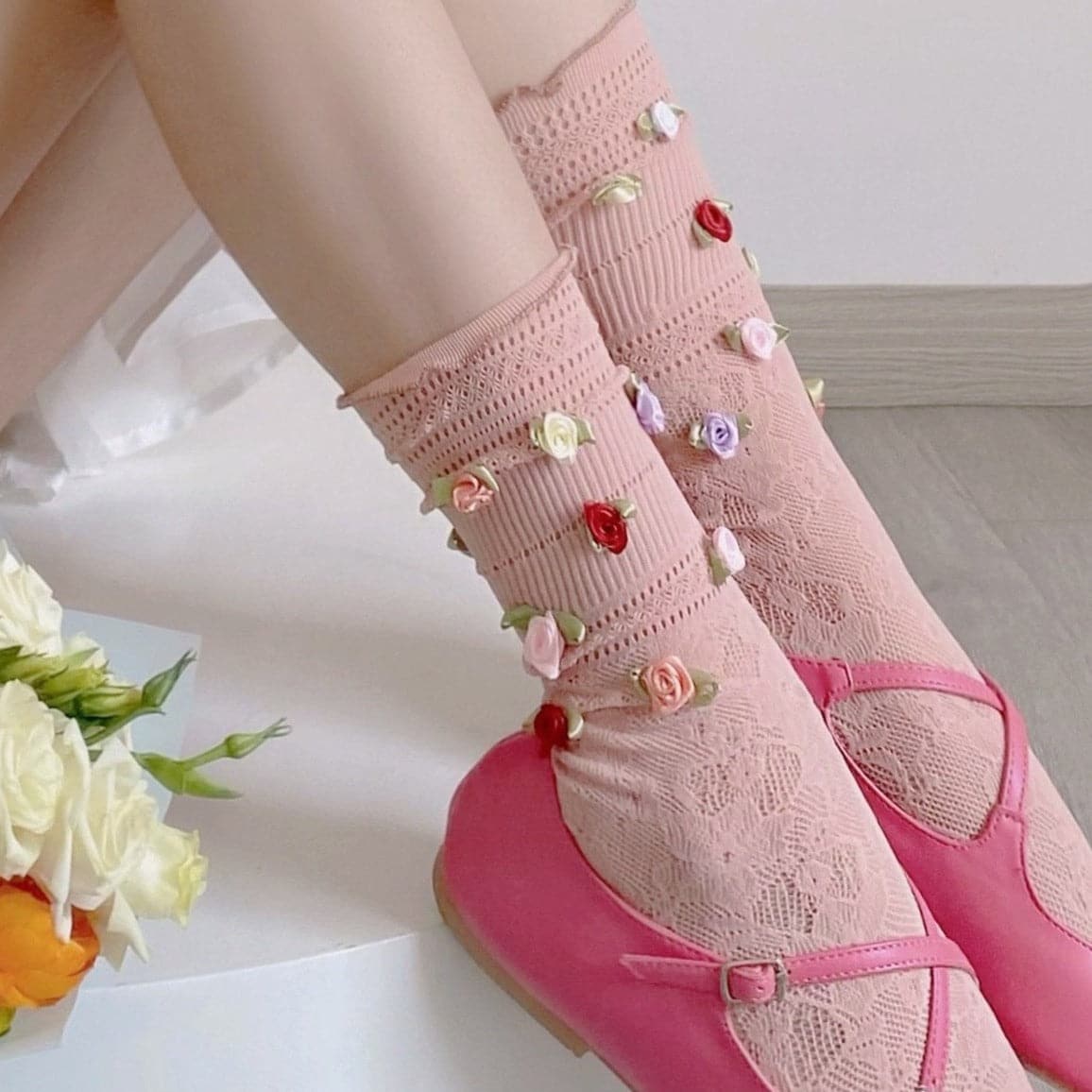 Cozy Chic Pink Floral Lace Socks | Vintage Rose Applique Ankle Socks for Fall