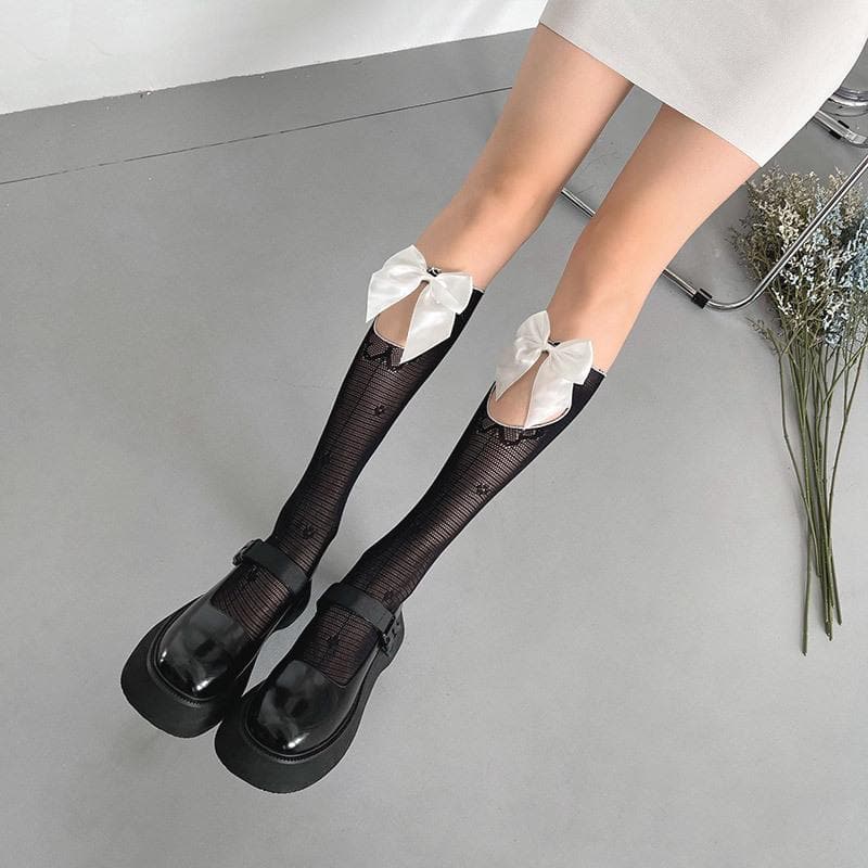 Autumn Delight: Coquette Bow Cutout Knee High Socks - Sweet & Stylish for Fall