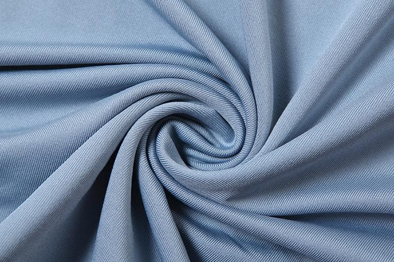 Effortless Fall Style: Modern Cutout Crop Top & Maxi Skirt Set with Ring Detail