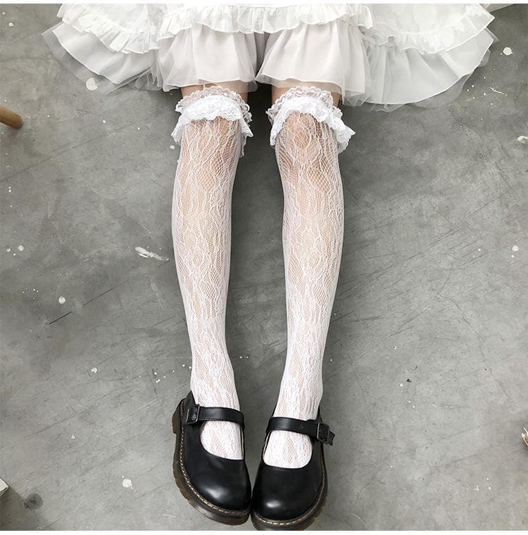 Enchanting White Lace Thigh-High Stockings – Delicate Ruffle Trim for Autumn & Halloween Chic