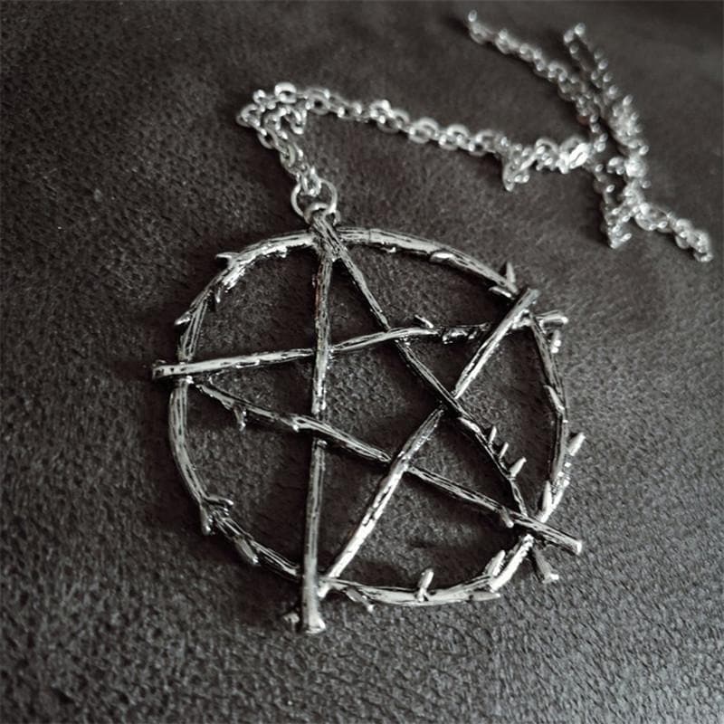 Witchy Thorn Pentagram Necklace - Mystical Gothic Pendant for Fall & Halloween 2025