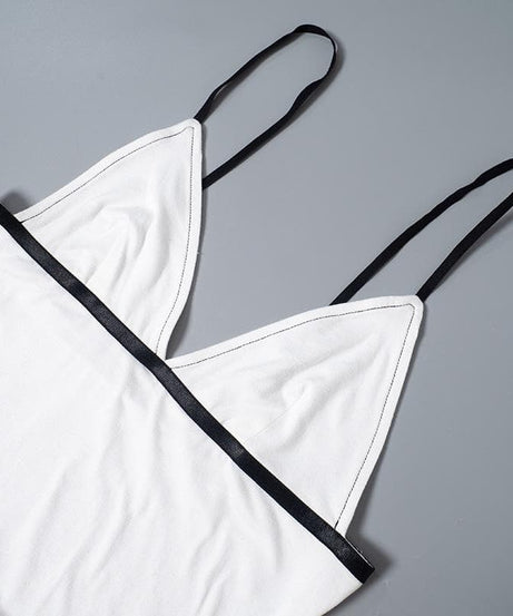 Y2K Chic V-Neck Contrast Cami Top – Flattering Fit for Fall Layering & Nights Out